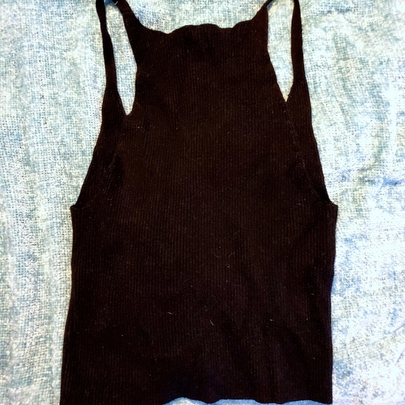 Crop top - Picture 2 of 2